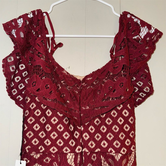 Haute Maude Women's S Red Lace Maxi Dress Ruffle Neckline Long Gown - Picture 4 of 8